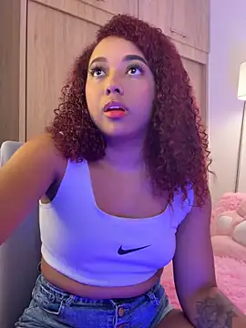  Zahara  online show from 12-19-25, 11:01