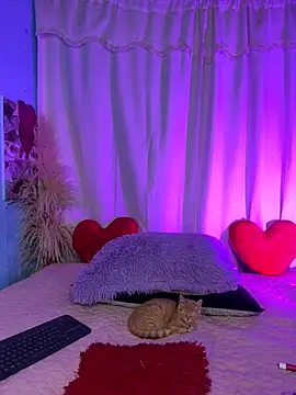 Snapshot of Miaa_rosses3 chatting on 10-15-25, 10:10 Miaa rosses3 online show from 10-15-25, 10:10