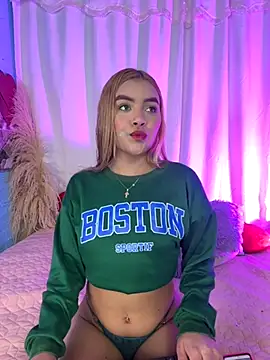 Snapshot of Miaa_rosses3 chatting on 10-23-25, 08:18 Miaa rosses3 online show from 10-23-25, 08:18