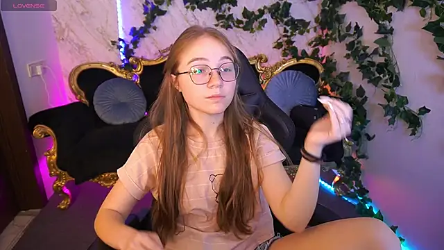 ArrinaWairr online show from 09-15-25, 07:30