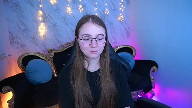 ArrinaWairr online show from 02-05-26, 08:41