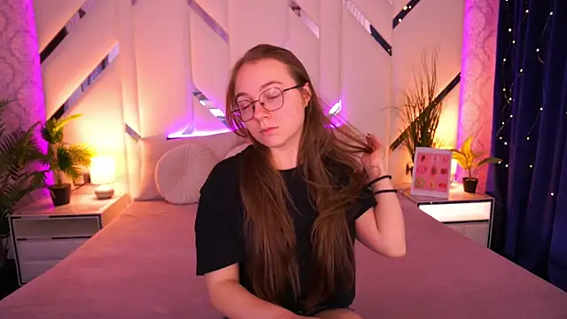 ArrinaWairr online show from 02-19-26, 09:49