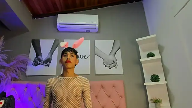 Jim twink online show from 10-10-25, 02:10