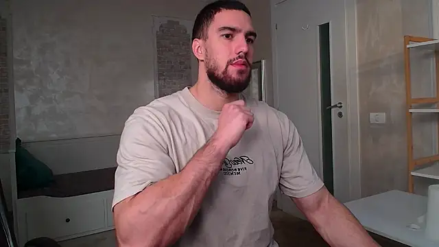 IvanHydee online show from 10-30-25, 05:42