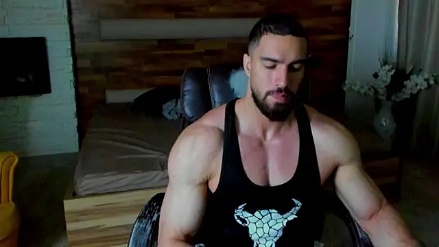 Snapshot of IvanHydee chatting on 06-05-26, 04:30 IvanHydee online show from 06-05-26, 04:30