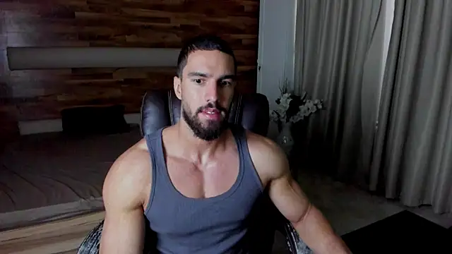 Snapshot of IvanHydee chatting on 07-14-26, 04:28 IvanHydee online show from 07-14-26, 04:28