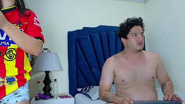 RoxyandAron2 online show from 04-02-26, 12:03