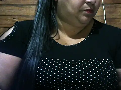 Snapshot of MARRENTINHA34 chatting on 11-27-25, 12:51 MARRENTINHA34 online show from 11-27-25, 12:51