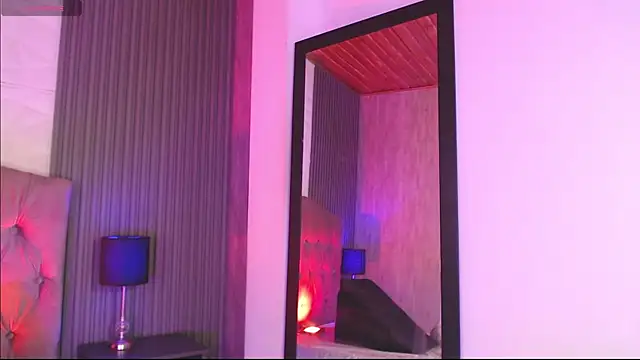 Snapshot of Bonnali_lune chatting on 11-13-25, 10:41 Bonnali lune online show from 11-13-25, 10:41