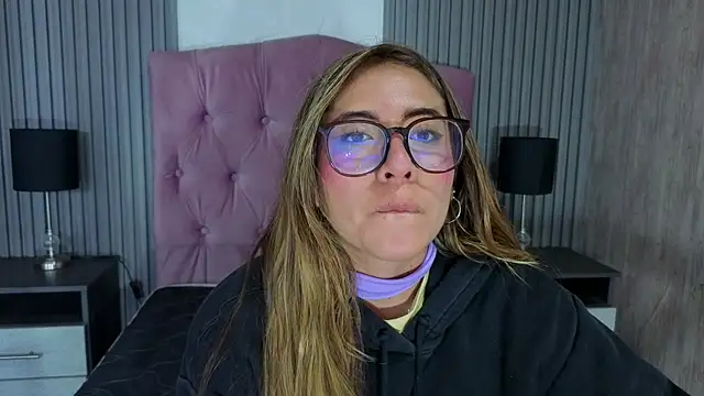 Bonnali lune online show from 03-21-26, 09:51