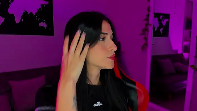 ZoeValencia1 online show from 04-16-26, 12:50