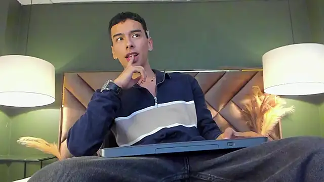 Aiden Royce online show from 01-12-26, 09:20