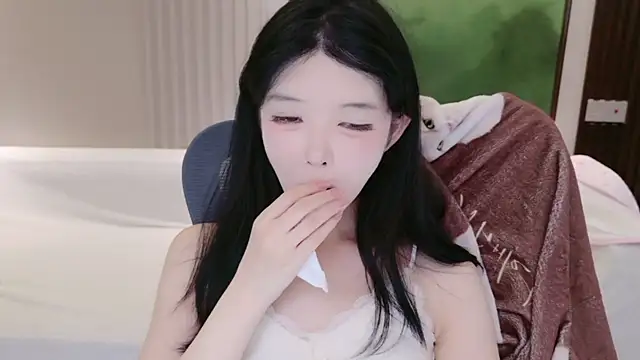 EnEn xiaobao online show from 06-25-26, 12:31