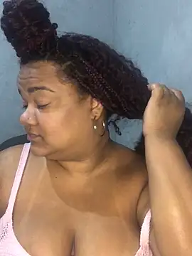 Snapshot of melcarioca1111 chatting on 10-26-25, 04:24 melcarioca1111 online show from 10-26-25, 04:24