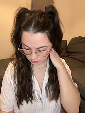 liloush   online show from 03-15-26, 09:10