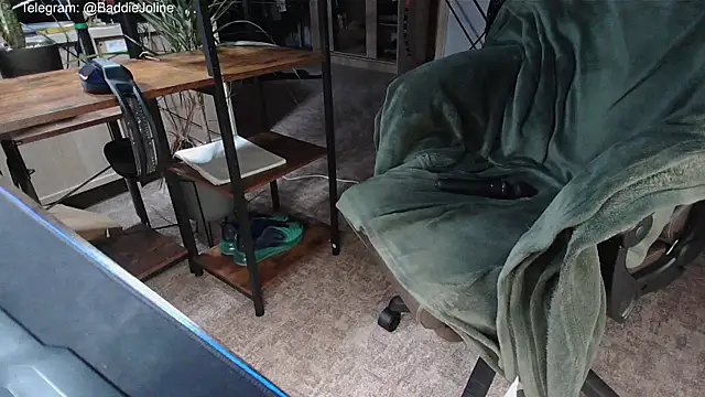 BaddieJoline online show from 01-12-26, 05:51