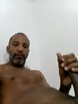 Pretin Maroto online show from 10-25-25, 03:47