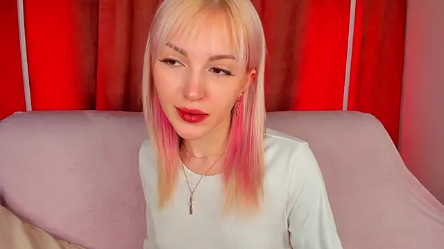 LisaFoxyMe online show from 03-08-26, 02:04