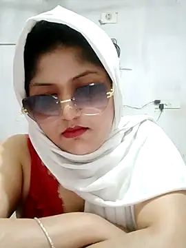 Nusrat-N online show from 03-08-26, 01:47