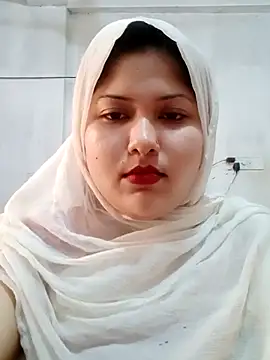 Snapshot of Nusrat-N chatting on 06-17-26, 09:23 Nusrat-N online show from 06-17-26, 09:23