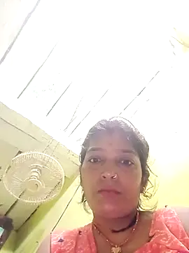 Snapshot of Samiya-143 chatting on 10-03-25, 10:18 Samiya-143 online show from 10-03-25, 10:18