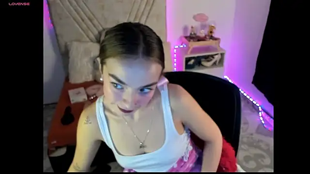 Mia Victoria22 online show from 07-22-26, 01:41