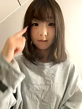 Snapshot of lelebaybay888 chatting on 11-15-25, 04:03 lelebaybay888 online show from 11-15-25, 04:03