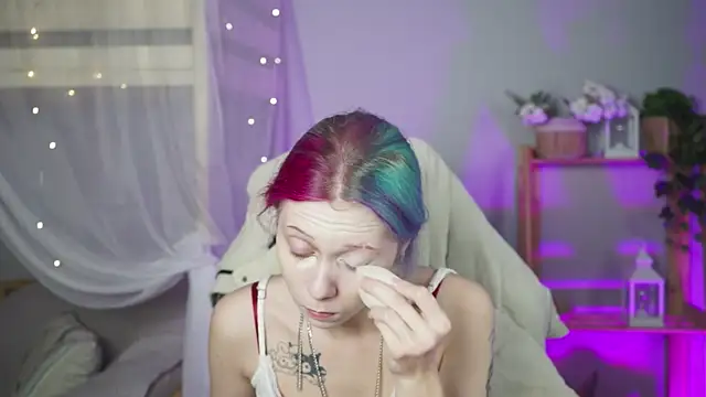 Snapshot of SakuraBliss chatting on 11-13-25, 05:01 SakuraBliss online show from 11-13-25, 05:01