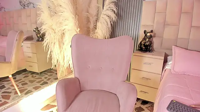 AdharaSweet1  online show from 03-28-26, 07:52