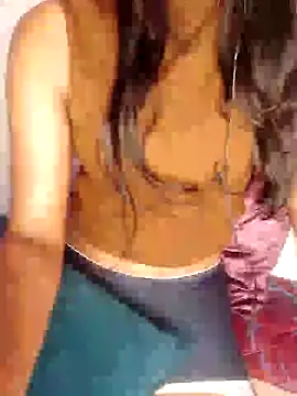 Snapshot of trending_tamizhachii chatting on 10-02-25, 02:29 trending tamizhachii online show from 10-02-25, 02:29