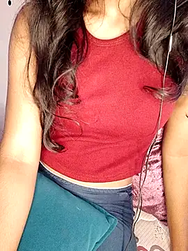 Snapshot of trending_tamizhachii chatting on 10-23-25, 05:07 trending tamizhachii online show from 10-23-25, 05:07