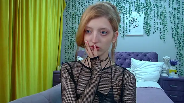 MistyMarlo online show from 10-13-25, 06:19