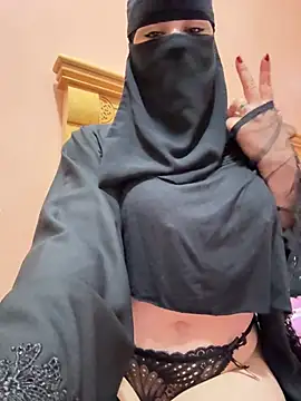  Laiali  online show from 03-31-26, 01:07