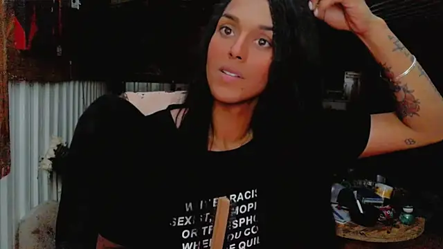 HTXBBY3130 online show from 10-04-25, 12:08