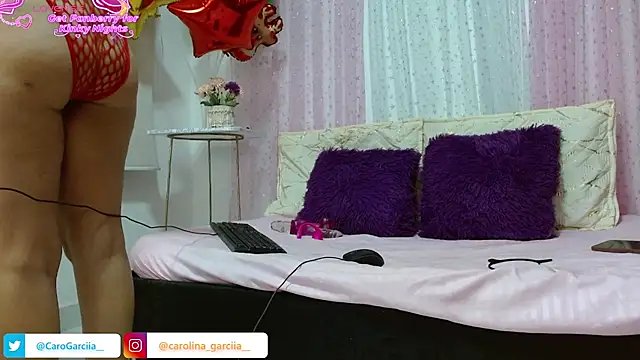 Carolinagarcia12345 online show from 12-14-25, 01:27