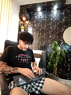 Rafael Mendezz online show from 12-20-25, 08:27