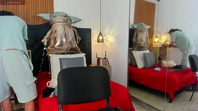 Snapshot of Hisoka_011 chatting on 10-14-25, 07:25 Hisoka 011 online show from 10-14-25, 07:25