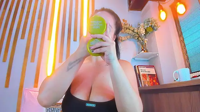 Jennifer Vega1 online show from 11-07-25, 11:38