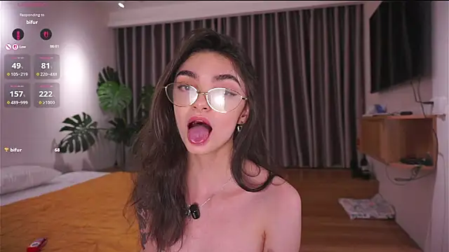 Snapshot of Morena_Dolce chatting on 02-13-26, 10:39 Morena Dolce online show from 02-13-26, 10:39