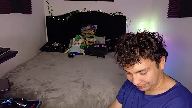 Snapshot of Conor_Taylor chatting on 11-22-25, 02:21 Conor Taylor online show from 11-22-25, 02:21