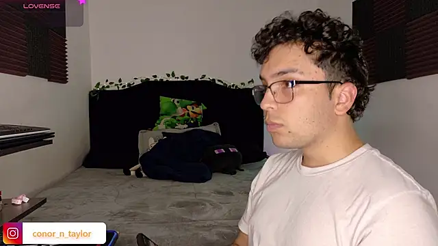 Snapshot of Conor_Taylor chatting on 03-07-26, 05:43 Conor Taylor online show from 03-07-26, 05:43