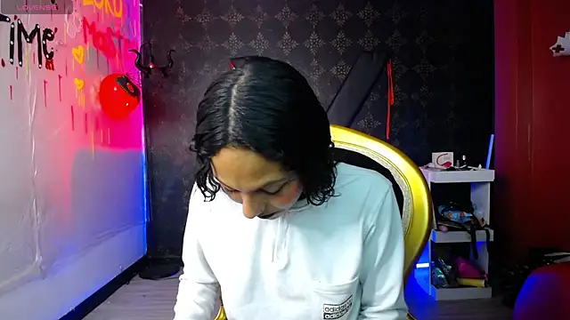 Sweettpleasure online show from 10-08-25, 12:36