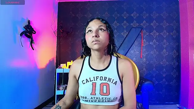 Sweettpleasure online show from 12-18-25, 01:06