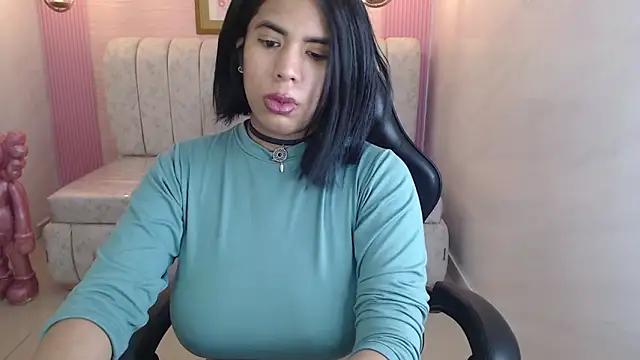 Snapshot of ambar_fox_s chatting on 10-19-25, 03:07 ambar fox s online show from 10-19-25, 03:07