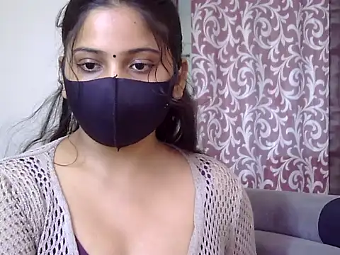 Snapshot of Bady__Riya chatting on 12-17-25, 05:35 Bady Riya online show from 12-17-25, 05:35