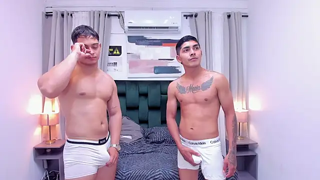 Snapshot of Wallen_World chatting on 10-30-25, 02:13 Wallen World online show from 10-30-25, 02:13