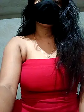 Snapshot of DiyaRoy49 chatting on 10-04-25, 10:02 DiyaRoy49 online show from 10-04-25, 10:02