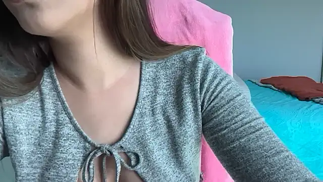 Snapshot of bellana20 chatting on 11-20-25, 06:51 bellana20 online show from 11-20-25, 06:51