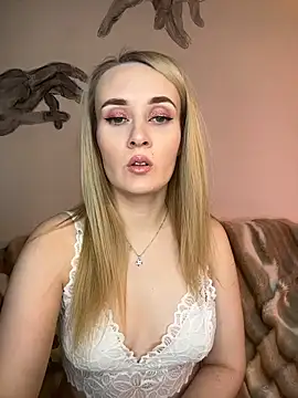 KiraBerht online show from 03-01-26, 06:32