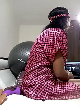 Snapshot of Afrigantia chatting on 09-14-25, 04:33 Afrigantia online show from 09-14-25, 04:33